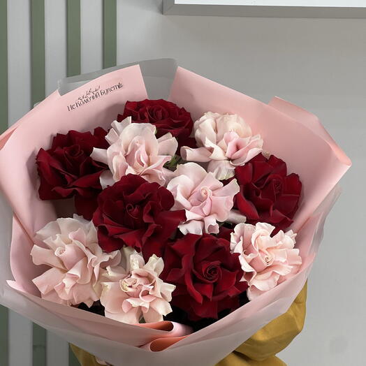 009 Монобукет французские розы цветы маме, день мамы