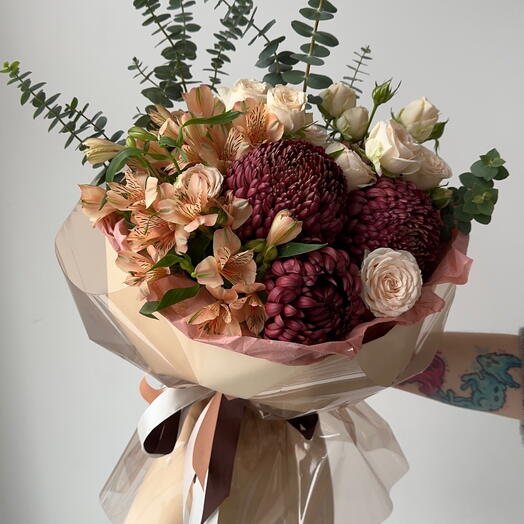 Букет «Карамель» с хризантемой и альстромерией