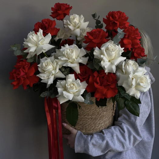 Корзина с цветами💐