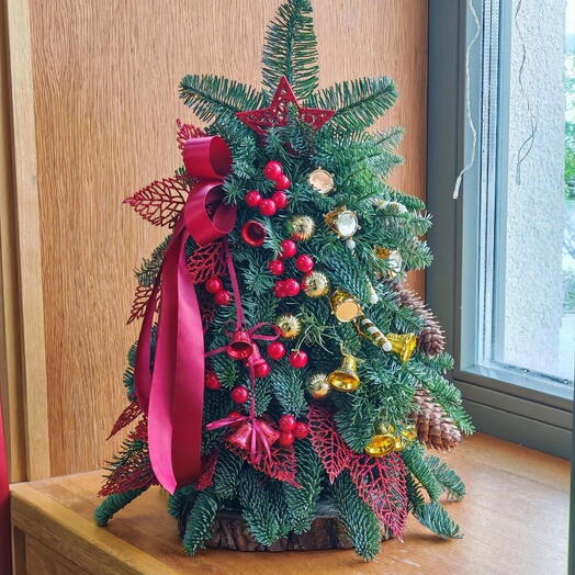 Новогодняя ёлка из датской пихты в винно - золотом цвете