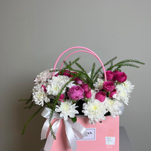 Цветы в сумочке