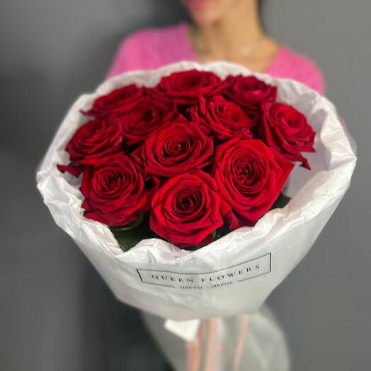 11 красных роз 60 см 🌹