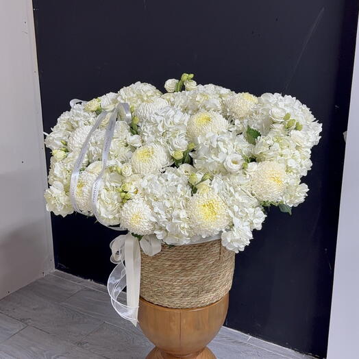 Корзина с цветами - 1