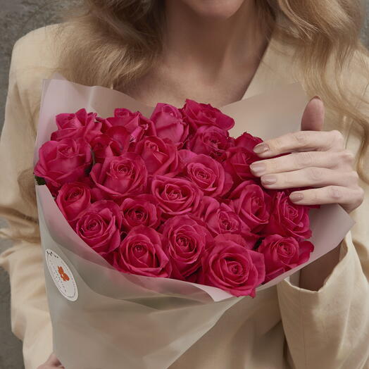 Букет малиновых роз Cherry Avalanche, 25 шт, 50 см. Florentika