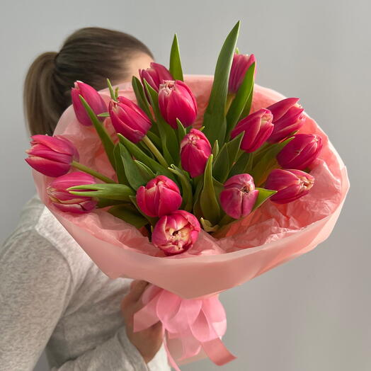 Букет из 13 пионовидного тюльпана