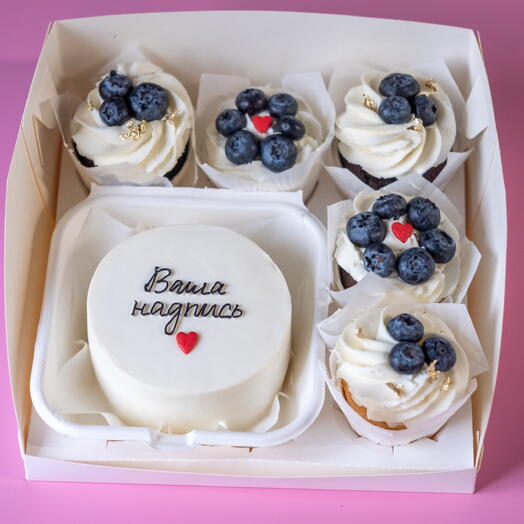 Комбо набор бенто торт и 5 капкейков с вашим дизайном
