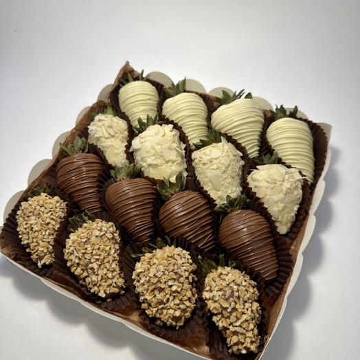 Клубника в Бельгийском шоколаде
Callebaut 20-16 шт. Подарочный набор 0019.ARMELIS