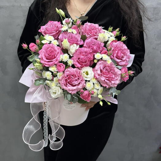 Композиция с садовыми розами