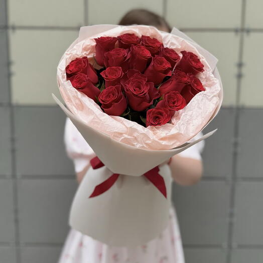 Монобукет из красных роз Кения 17 шт /Цветы в Уфе/Доставка цветов Уфа/Букет Уфа