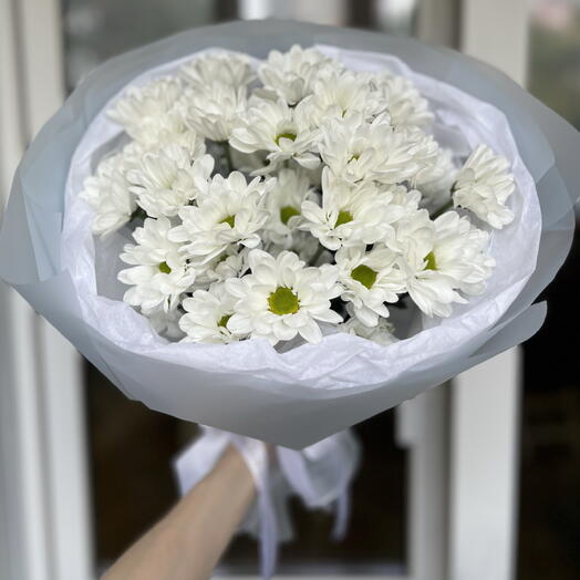 Букет белых ромашек