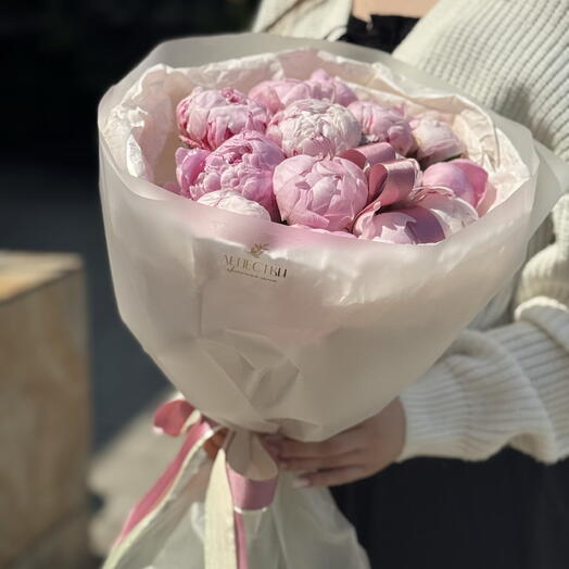 Букет с пионами Сара Бернар 15шт