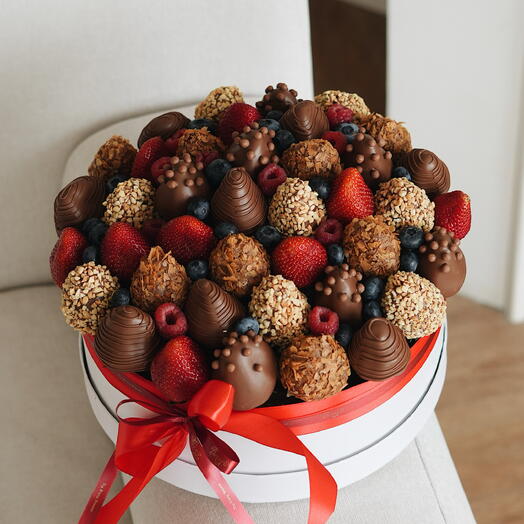 Бокс "Premium dessert" клубника в шоколаде