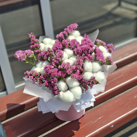 Композиция из сухоцветов