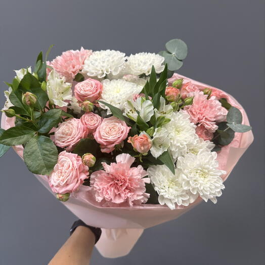 Сборный букет с пионовидными розами 🌸