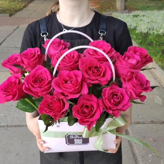Композиция 15 роз