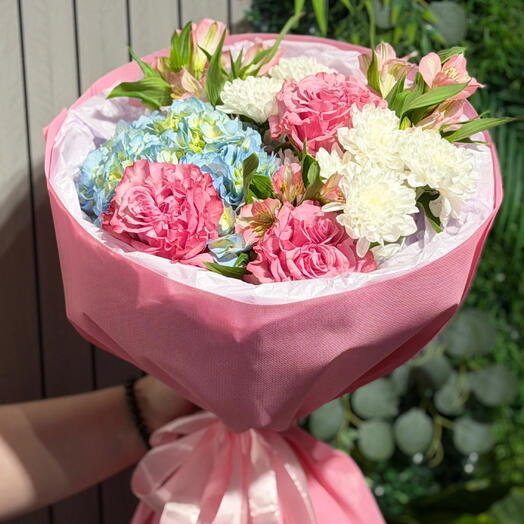 Букет Дофамин 🌸💕 с гортензией, розой, альстромерией и хризантемой