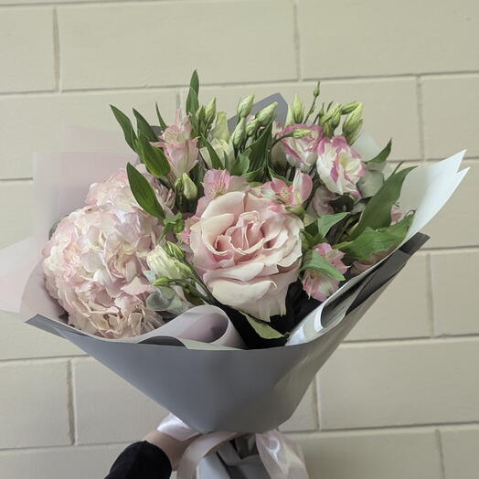Сборный розовый букет🌸💞
