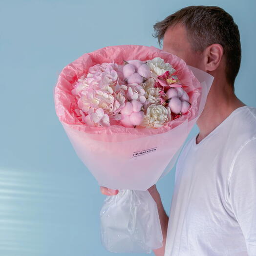 Букет из гортензии, гвоздик и хлопка «Розовое облачко» 🌸 41448