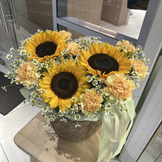 Подсолнухи 🌻 ромашки с подсолнухом и диантусам