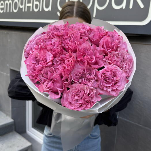 Букет из пионовидной розы Кантри