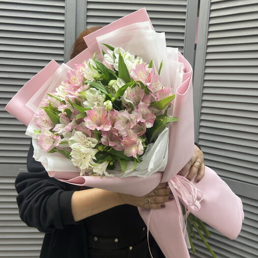 Нежная альстромерия 💖