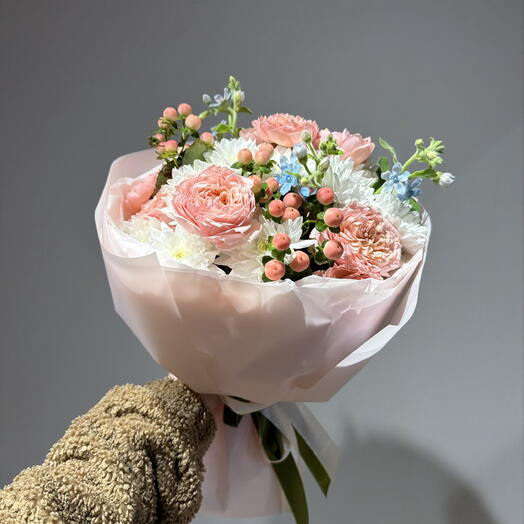 Нежный букет с кустовой розой 🌸💕