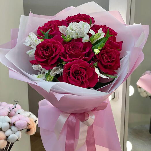 Стильный букет с альстромерией🌸