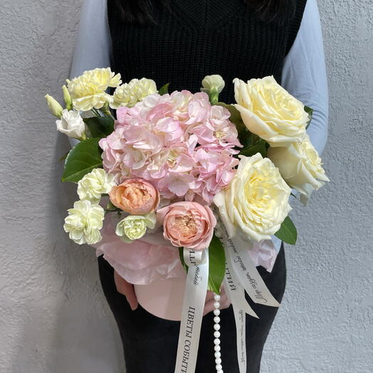 Сборная композиция в нежных оттенках 🌸
