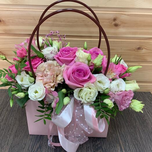 Цветы в коробке