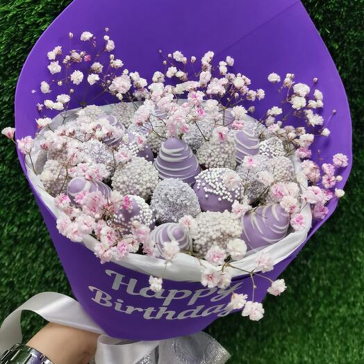 Fresas cubiertas de chocolate + gypsophila