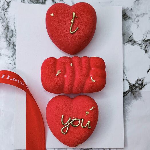 Набор муссовых пирожных "I love you"