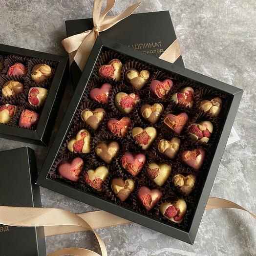 Handmade chocolates "The most beloved" 25 pcs