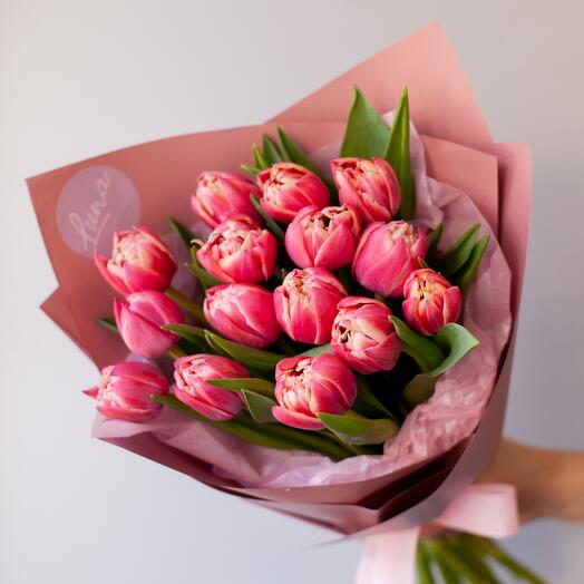 Букет из 15 тюльпанов Коламбус