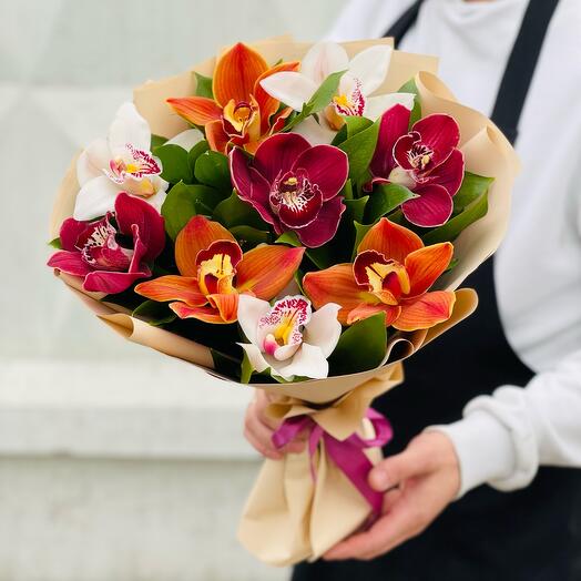 Mezcla ramo de orquídeas 9 piezas