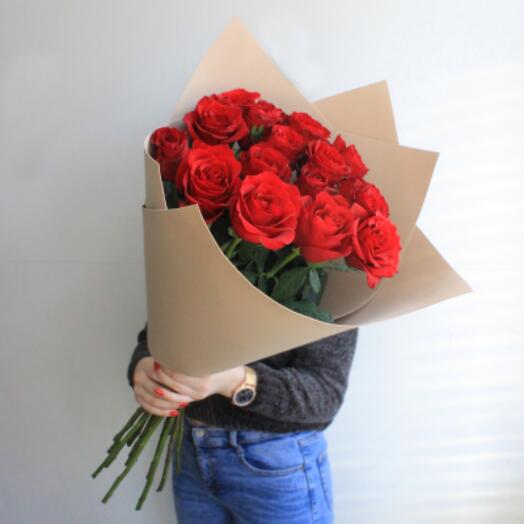 Rosas rojas 60-70cm 15 piezas en ARTESANÍA