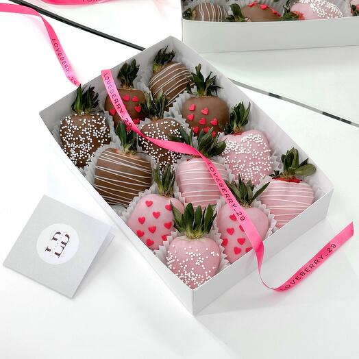 Набор 12 шт из клубники в шоколаде