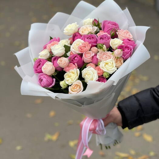 Букет "Розовые мечты" из 35 роз