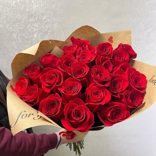 Розы 25 штук 70 фридом