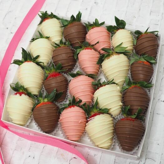 Набор клубники в шоколаде