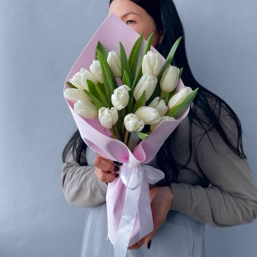 Bouquet with white tulips (15 pieces)