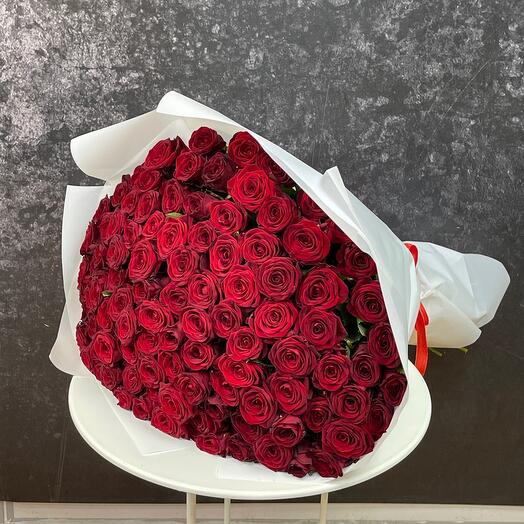 Large bouquet of 101 red Roses