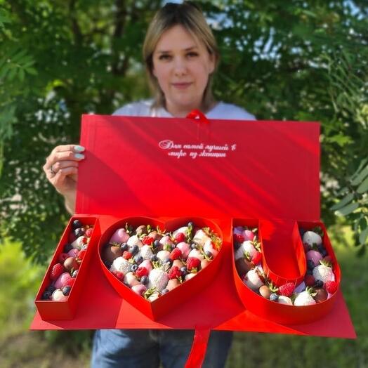 Клубника в шоколаде i love you