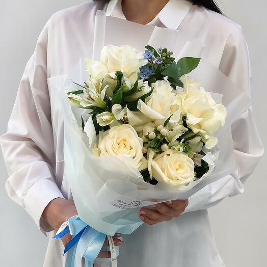 The tenderness of a white angel is a compact bouquet