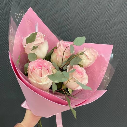 Ramo de 5 rosas Rosadas