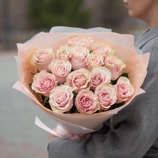 Монобукет из роз Pink Mondial S