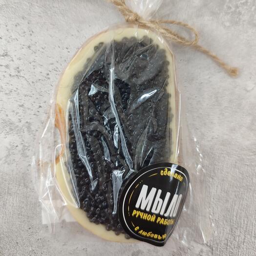 Бутерброд с чёрной икрой