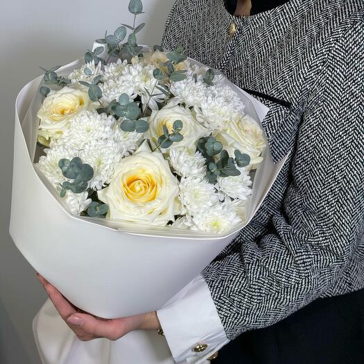 Bouquet with a peony-shaped rose, chrysanthemum and eucalyptus