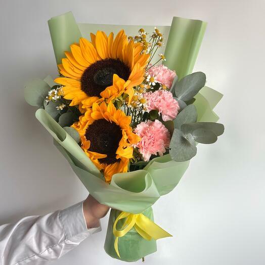 Sunflowers, Pink Carnations and Daisies Bouquet