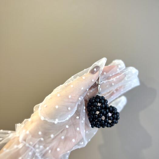 Брелок сердце из бусин