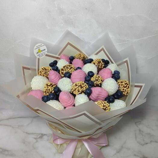 Букет из клубники 27 штук